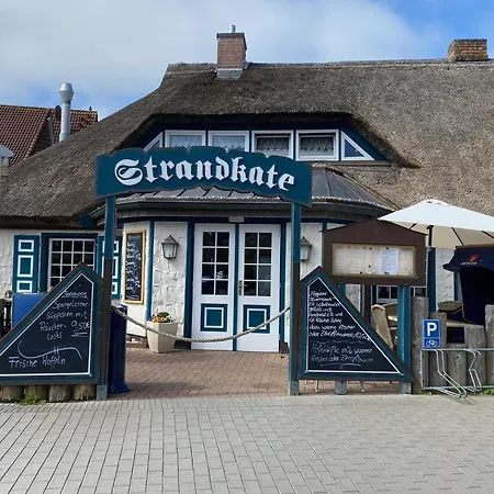Am Horizont 3 Modern Und Stilvoll Garten Strandkorb Naehe Und Hafen Wlan Und Parkplatz Inklusiv Lägenhet Zingst