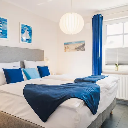 Am Horizont No 3: Seaside Garden Retreat With Office * Zingst